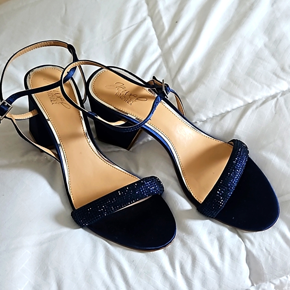 Jewel Badgley Mischka heels